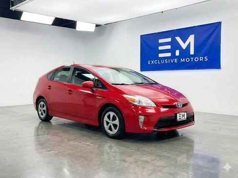 Used 2013 Toyota Prius Four image 1