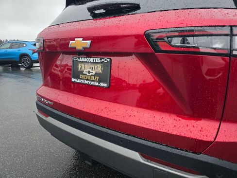 New 2026 Chevrolet Equinox LT w/ Safety and Technology Package image 10