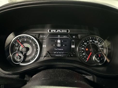 Used 2021 RAM 1500 Big Horn image 14