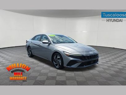 Used 2025 Hyundai Elantra Limited