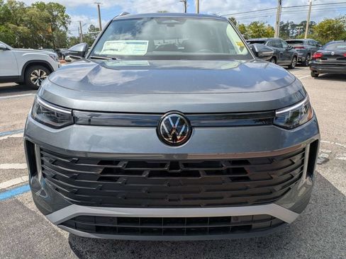 New 2026 Volkswagen Tiguan SE FWD image 9