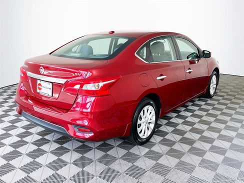 Used 2019 Nissan Sentra SV FWD image 9