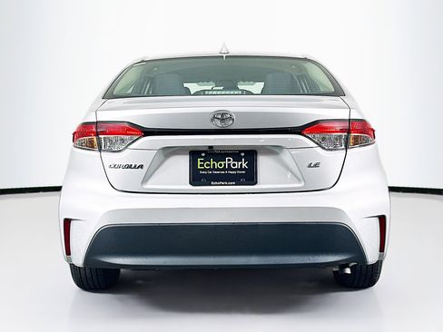 Used 2024 Toyota Corolla LE FWD image 7