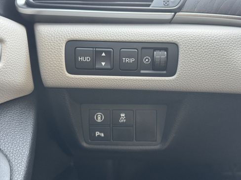 Used 2018 Honda Accord Touring image 34