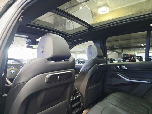 Used 2025 BMW X5 xDrive50e w/ Premium Package AWD/4WD image 26