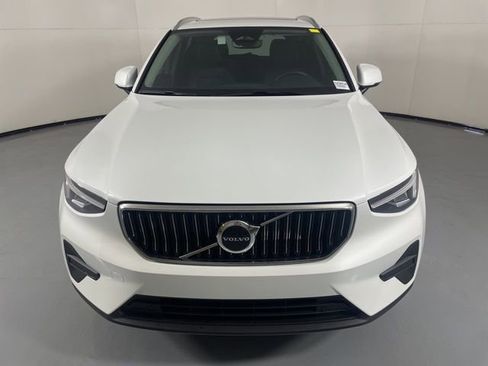 New 2025 Volvo XC40 B5 Core w/ Protection Package Premier image 3