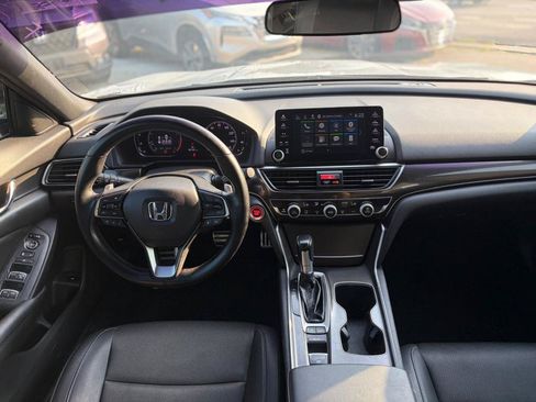 Used 2021 Honda Accord Sport image 9