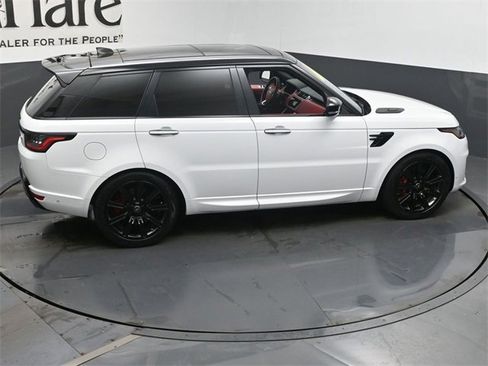 Used 2020 Land Rover Range Rover Sport HST image 39