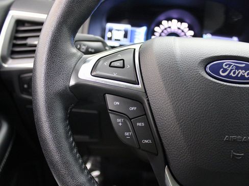 Used 2024 Ford Edge Titanium image 35