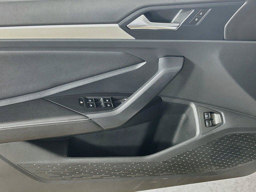 Certified 2024 Volkswagen Jetta S FWD image 17