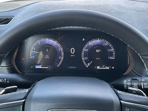 Used 2025 Jeep Grand Cherokee Altitude image 15