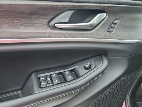 New 2025 Jeep Grand Cherokee L Limited image 20