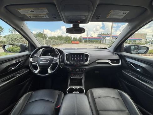 Used 2019 GMC Terrain SLT w/ Preferred Package FWD image 10