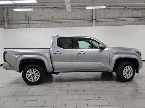 New 2026 Toyota Tacoma SR5 image 16