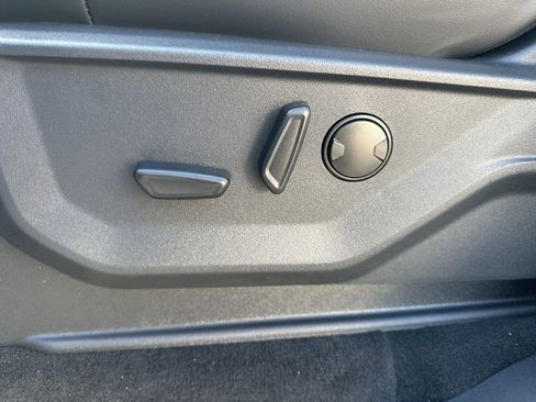 New 2025 Ford Expedition Max Platinum w/ Stealth Performance Package image 19