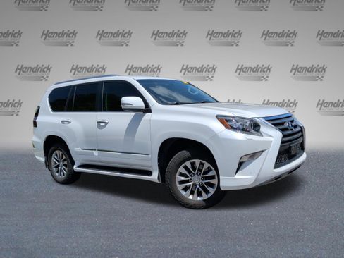Used 2016 Lexus GX 460 Luxury w/ Preferred Accessory Package AWD/4WD image 2