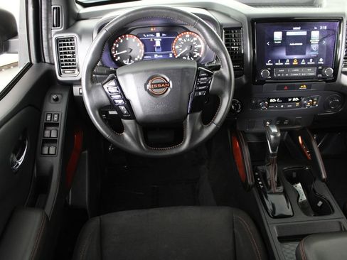 Used 2023 Nissan Frontier PRO-4X w/ Technology Package image 7
