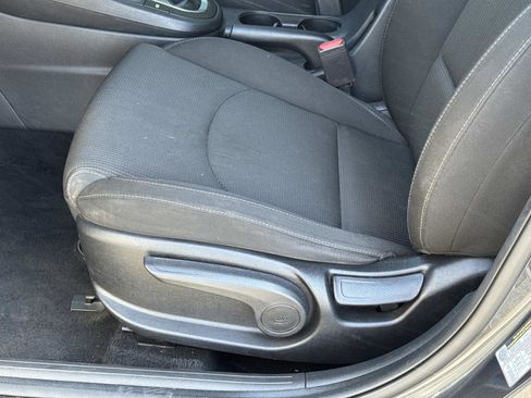 Used 2021 Kia Forte LXS image 14