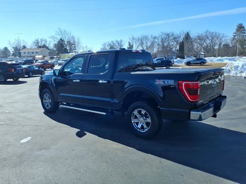 Used 2023 Ford F150 XLT w/ XTR Package image 3
