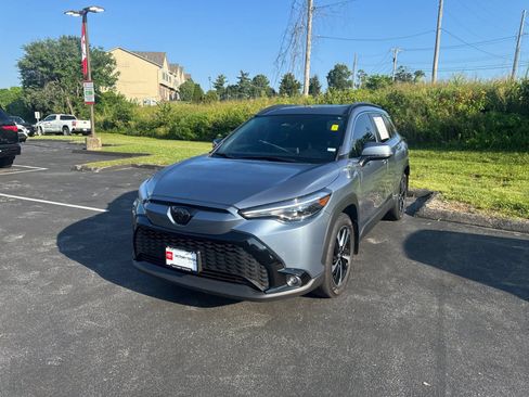Used 2024 Toyota Corolla Cross AWD Hybrid w/ Convenience Package image 27