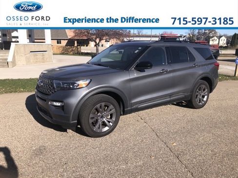 Used 2023 Ford Explorer XLT w/ Equipment Group 202A image 1