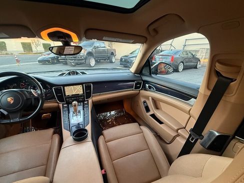 Used 2016 Porsche Panamera 4 Edition w/ Premium Package Plus AWD/4WD image 28
