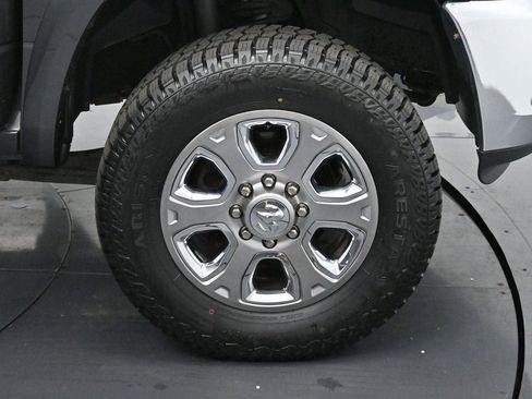 Used 2018 RAM 2500 Laramie AWD/4WD image 30