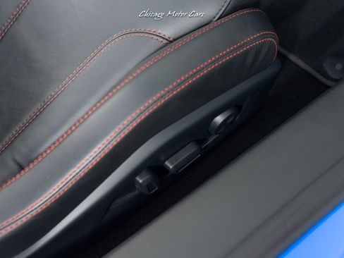 Used 2017 Lamborghini Huracan LP 580-2 RWD image 31
