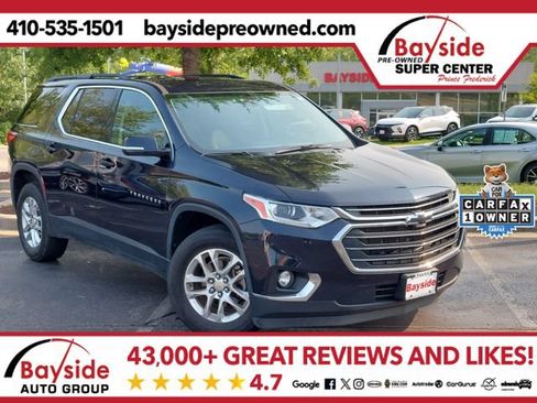 Used 2020 Chevrolet Traverse LT FWD image 1