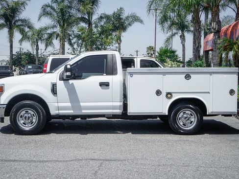 Used 2022 Ford F250 XL w/ Power Equipment Group RWD image 5