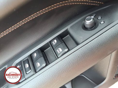 Used 2022 Jeep Compass Limited AWD/4WD image 17