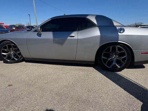 Used 2016 Dodge Challenger R/T w/ Cold Weather Group RWD image 5