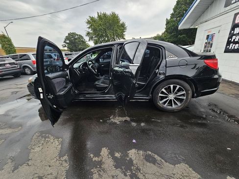 Used 2014 Chrysler 200 Limited w/ Sun/Sound Group FWD image 24