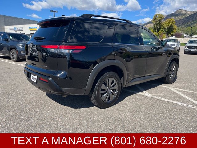 Used 2026 Nissan Pathfinder SV AWD/4WD image 3