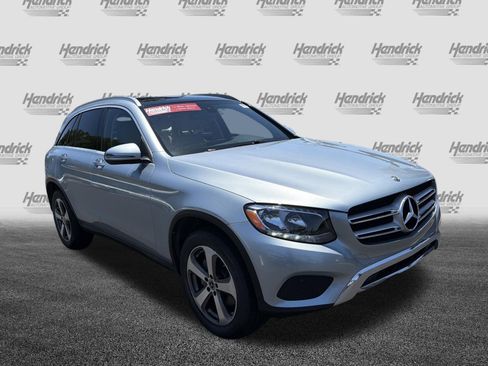 Used 2018 Mercedes-Benz GLC 300 image 2