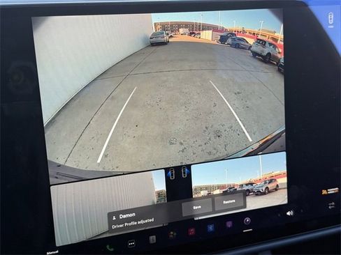 Used 2022 Tesla Model X Plaid image 18