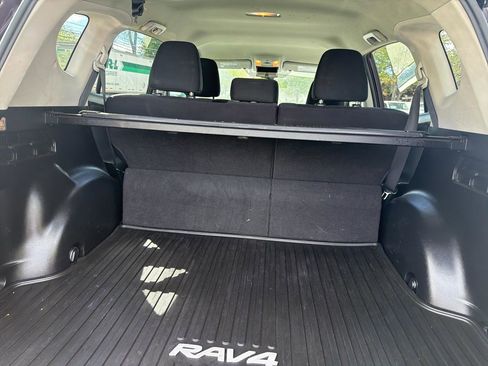 Used 2017 Toyota RAV4 LE w/ All Weather Liner Package AWD/4WD image 12