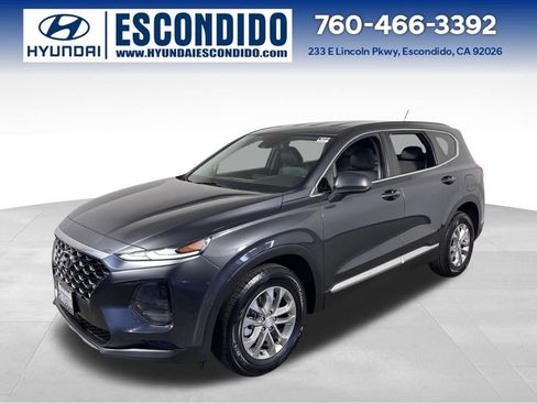 Used 2020 Hyundai Santa Fe SE image 1