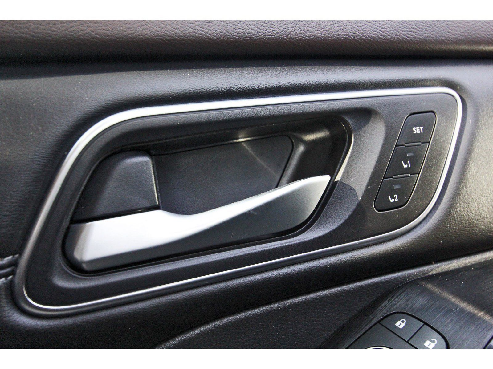 Used 2021 Nissan Rogue SL FWD image 21