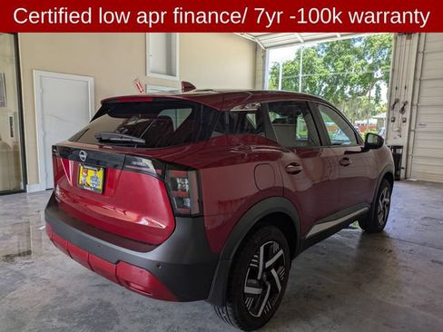 Used 2025 Nissan Kicks SV FWD image 4