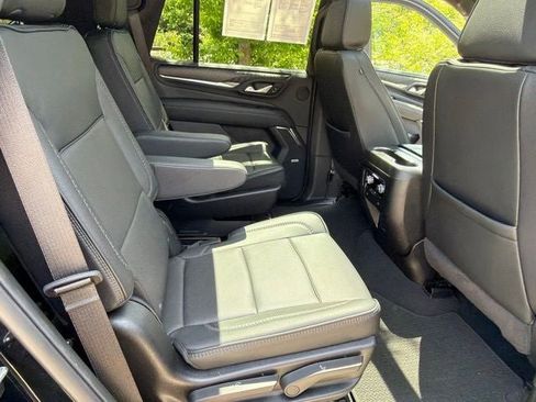 Used 2024 GMC Yukon Denali AWD/4WD image 24