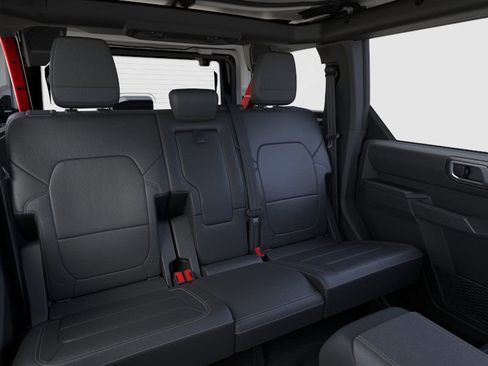 New 2025 Ford Bronco Badlands image 11