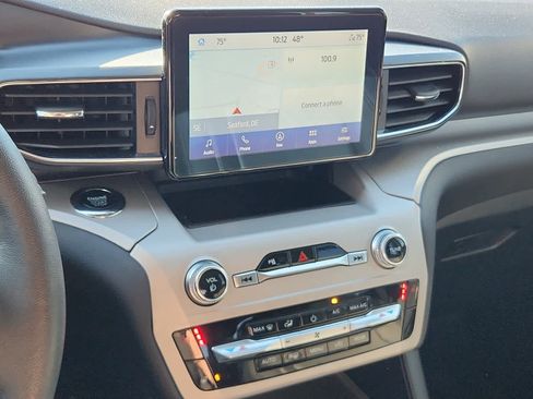 Used 2023 Ford Explorer XLT w/ Equipment Group 202A image 13