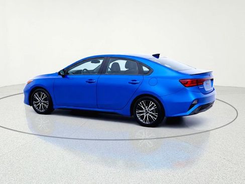 Certified 2023 Kia Forte GT-Line FWD image 3