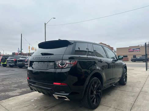 Used 2017 Land Rover Discovery Sport HSE Luxury image 4