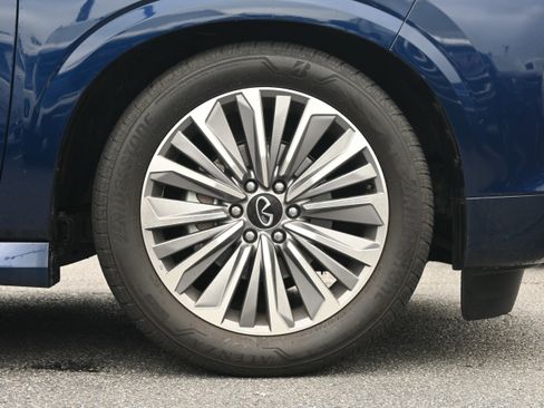 Used 2026 INFINITI QX80 Luxe RWD image 13
