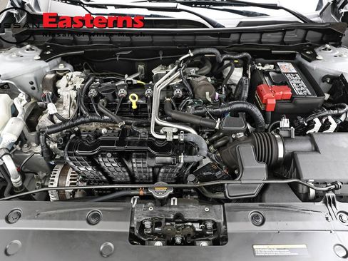 Used 2023 Nissan Altima 2.5 SR w/ SR Premium Package image 7