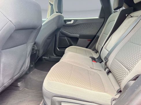 Used 2020 Ford Escape SE FWD image 12