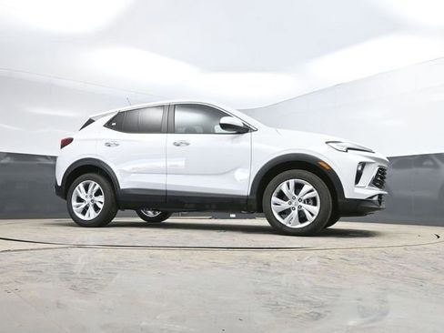 Used 2025 Buick Encore GX Preferred image 52
