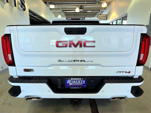 Used 2025 GMC Sierra 1500 AT4 AWD/4WD image 6